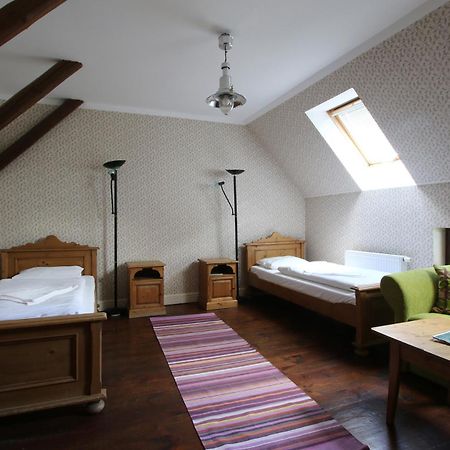 Hotel Areal Botanika Unhošť Esterno foto